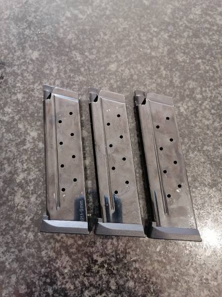 1911 - 9mm 10 rounds SF mags, 1911 - 9mm 10 rounds SF Mags

R450 each I have 3
Shipping for buyers account 