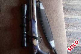 Winchester Model 70 30-06 , Winchester Model 70 30-06, sniper grey cerakote, Silent hunter Silencer, Vanguard sling, Boyds laminated thumb hole stock. Leupold 3-9x40 VX1 scope. Rifle in very good overall condition. R15000-00 Neg.
 