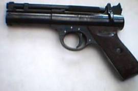 Springer airpistol, Airpistol is in good condition with original blueing largly intact.