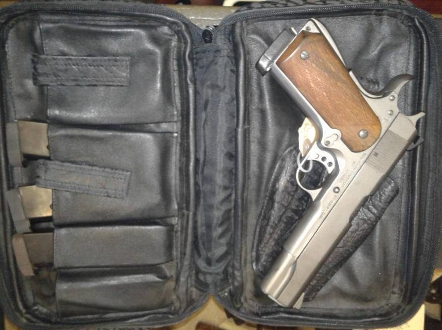Very Special US- Army Colt 45 ACP 1911 S/S Pistol, This Colt US Army 45 ACP pistol are reare and hard to come bay .please come to shop cape Guns and Ammo 021 9452606