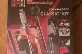 Hornady Lock-n-load classic kit, brand new, sealed in box, ( guarantee at safari outdoor , 11 months remaining )