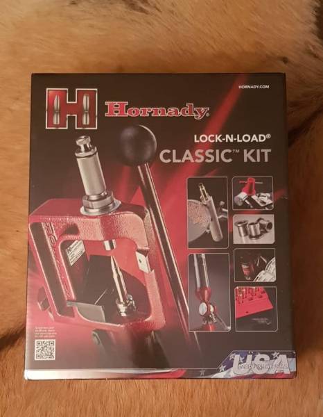 Hornady Lock-n-load classic kit, brand new, sealed in box, ( guarantee at safari outdoor , 11 months remaining )