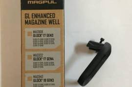 Magpul Maxwell for Glock 19, Brand new.  
Magpull GL Enhanced Magwell for Glock 19 gen 4