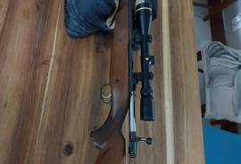 CZ-550 Safari classics  .375H&H , CZ-550 Safari Classics 375H&H Magnum for sale...R28000 with Scope (Leupold VX-3 3.5-10x40) or R25000 without scope...its Action has been Fully Glass bedded with free floating barrel + Varnish on the Turkish walnut stock has been removed and kept oiled...the rifle has only had 60 rounds fired since bought brand new.