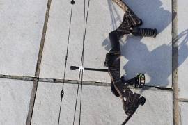 Mission Ventue Compound Bow with extras,  
Mission venture compound bow with accessories in almost brand new condition 



Comes with extra attachments and accessories 

- Bow stablizer

- 3 pin bow sight

- Arrowrest brush

- Peep sight

- Bow release



bow bag and 4 arrows included
