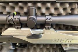 Steyr LG110, Steyr LG110 .117 with Leupold competition series sight 45x45mm.
Includes hard case