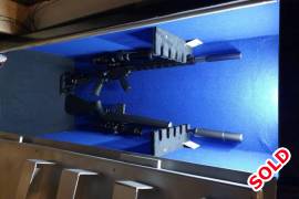 10 x rifle Gun Safe, 10 x rifle Gun Safe bottom
And hand gun safe top

Layed out with Felt

LED lights, blue and White

Spare keys