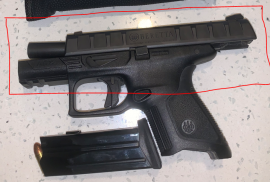 Beretta APX Compact, Selling my EDC, hardly been used. 
3 Standard Mags
1 Extended Mag
2 Holsters
Case
Books
Cleaning kit
 
