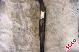 Browning ultra xs, Brand new browning ultra xs 12 ga over and under 
2 gold triggers included 
0724406734 R20 000 !!!!!