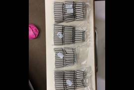 280 Rem Redding full lengt die and 280 Rem Redding, One 280 REM redding Neck die R500 and one 280 REM full lenght size die R500.00 as well as 280 REM brass some unfired , see pictures , R8/case or best offer , excluding shipping 