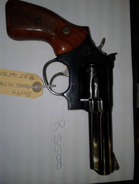 Revolvers, Revolvers, Taurus 4 inch 357 Mag Revolver like new, R 5,500.00, Taurus, 357 Mag, Like New, South Africa, Province of the Western Cape, Bellville