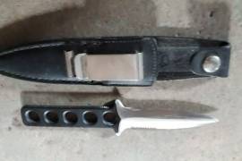 Tekna boot knife for sale!, Tekna boot knife for sale. R900 negotiable. Made in USA. Please contact Pierre on 0836783990
