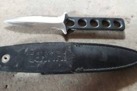 Tekna boot knife for sale!, Tekna boot knife for sale. R900 negotiable. Made in USA. Please contact Pierre on 0836783990