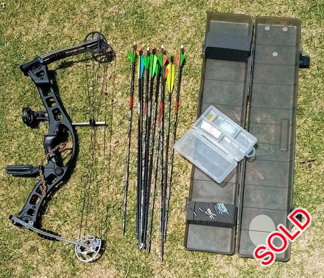 hoyt turbowhawk RH, Hoyt Turbohawk compound bow 60-70 lbs, 26 to 27 and half inches draw length, Tru glo 4 pin sight, fuse stabilizer, trophy ridge whisker biscuit arrow rest, 10 arrows, hard arrow case, 4 extra broad heads, 3 extra normal tips,2 extra nocks, a bit of bow string wex, and a small Tupperware with plenty of compartments for the extras. R3900 whatsapp me on 074858zero365
