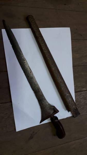 17th Century Kriss for sale!, Selling a 17th Century Kriss for R1500 negotiable. A good wall hanger for a man cave. Contact Pierre on 0836783990
