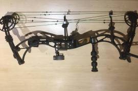 Limbsaver Proton, Bow with case arrows triger and a few extras