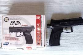 Two bb gas guns for sale, Revolver and cz pistol , Dan Wesson Revolver and CZ pistol, uses 4.5 bb steel bullets. Great condition, R1500 each first come first serve 