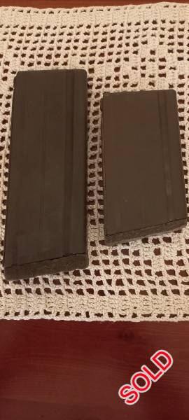 Origional SANDF R1 magazines for sale, No rust. One mag is a 20 round, the other 30 round.
These were hardly ever used. 
Selling as a packaged deal.