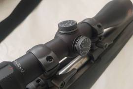 Rifle Scope, Redfield Revolution 4-12x40
As good as new
Excellent clarity
R 4250 neg
Whatsapp 082 229 4707
