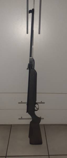 Mr, Hatsam Mod 70 Springer air rifle 
