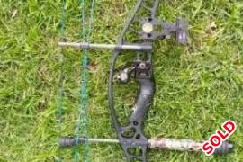 hoyt alphamax 35 compound bow RH, 
Hoyt Alphamax 35 compound bow in very good condition 60-70 lbs 29
