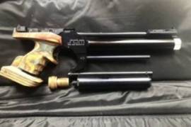 SAM K-15 Competition ISSF PCP Air Pistol, SAM Legano K-15 Competition Air Pistol
by Cesaro Morini
comes with both the long K15 (normal) and short K9 (for younger shooters) barrels and cylinders
Rink L RH grip
SAM carry bag