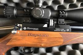 Daystate Huntsman Classic, Daystate Huntsman Classic
5.5mm / .22
Rosewood finish
Scope Fitted
Silencer Fittet

Must be viewed... only shot 20 rounds... brand new
Will be open to serious offers..! Contact me via Watsapp on 0797028018