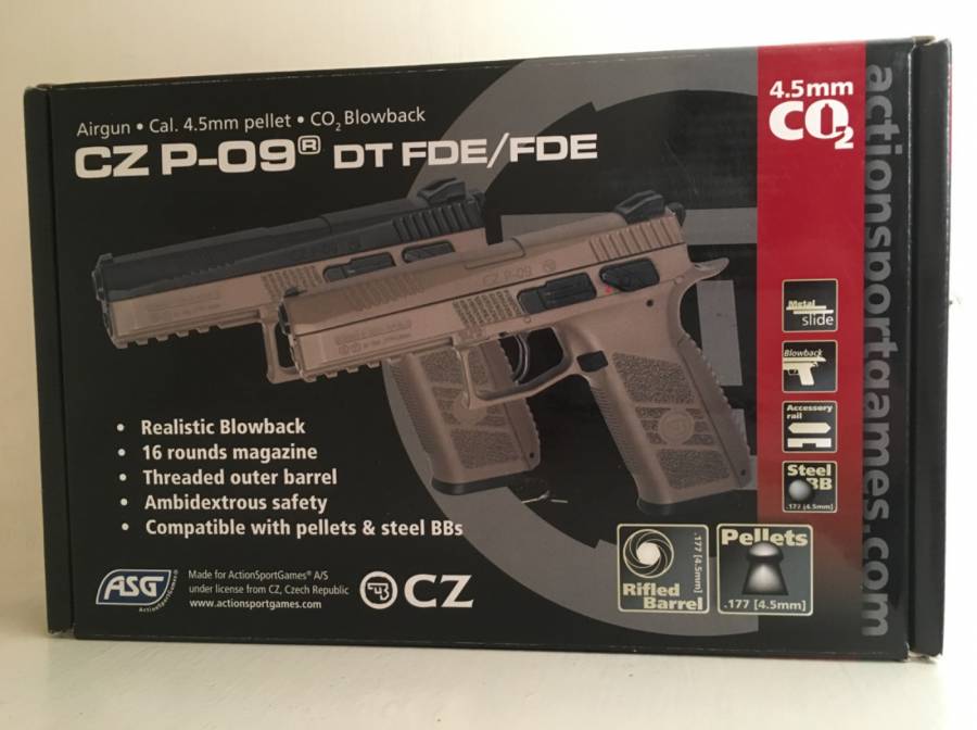CZ P09 CO2 blow back pistol with accessories, Accurate target shooting 4.5mm pellet pistol for sale with accessories:
-holster 
​​​​​​-CO2 canisters
-pellets

Approximately 32 shots per canister, 16 round magazine
492 fps, semi automatic with blow back slide, rifled barrel