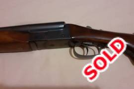 ROSSI 12G Side By Side Shotgun , Rossi 12G Side by Side Shotgun in mint condition, no time waisters, serious buyers only 