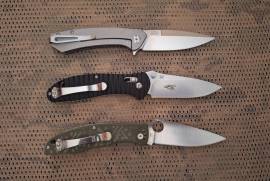 Folding knives combo, 1 x Skimen-BK D2 steel blade, G7392P-BL 440C steel blade & G7321-GR 440C steel blade. 
All brand new. Retail value R2200 asking R1000 for all 3 including postnet to postnet. Tinus 0820762584