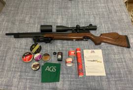 Air Arms s410 Extra Fac, Selling with a heavy heart, it has served me well, moved over to rimfire shooting. .22 Cal, side lever s410 with beautiful wood stock. 

3 magazines, silencer, 4-16 AGS scope with milldot reticle, few tins of pellets, original manual. Well looked after and a real pleasure to shoot. 

Very accurate, shoots 16gr, 18gr pellets and 23gr slugs very well. 

I have a virtually new Hawke 4-12x50 with Hawke rings also available at additional cost.  

Feel free to contact me for more information - 0843437017. 

Based in Secunda MP, travelling to Sasolburg frequently for work. 