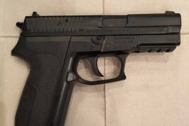 Sig Sauer SP2022, Gas gun in good condition. BB Cal 4.5mm. Comes with one magazine. No box unfortunately.